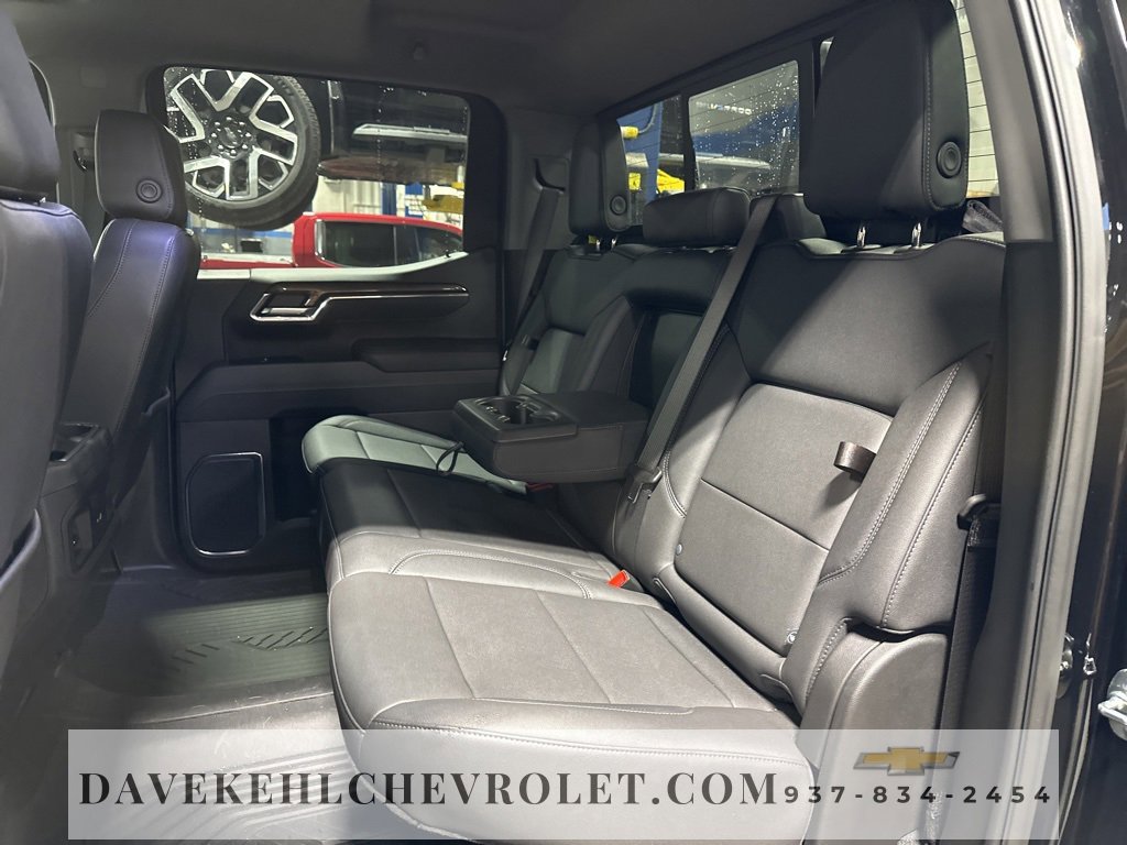 Used 2025 Chevrolet Silverado 1500 LT Trail Boss w/ LT Trail Boss Premium Package image 18