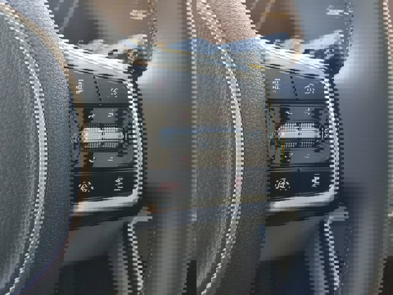 New 2026 Kia Carnival SX image 26