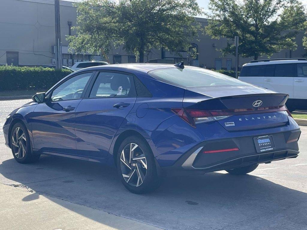 New 2025 Hyundai Elantra Sport FWD image 55