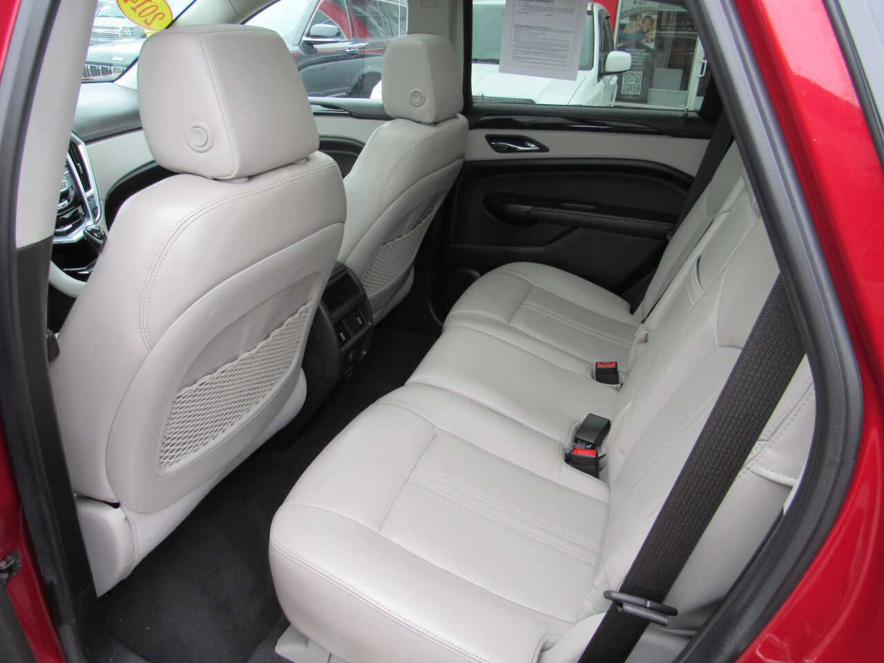 Used 2014 Cadillac SRX Luxury image 10