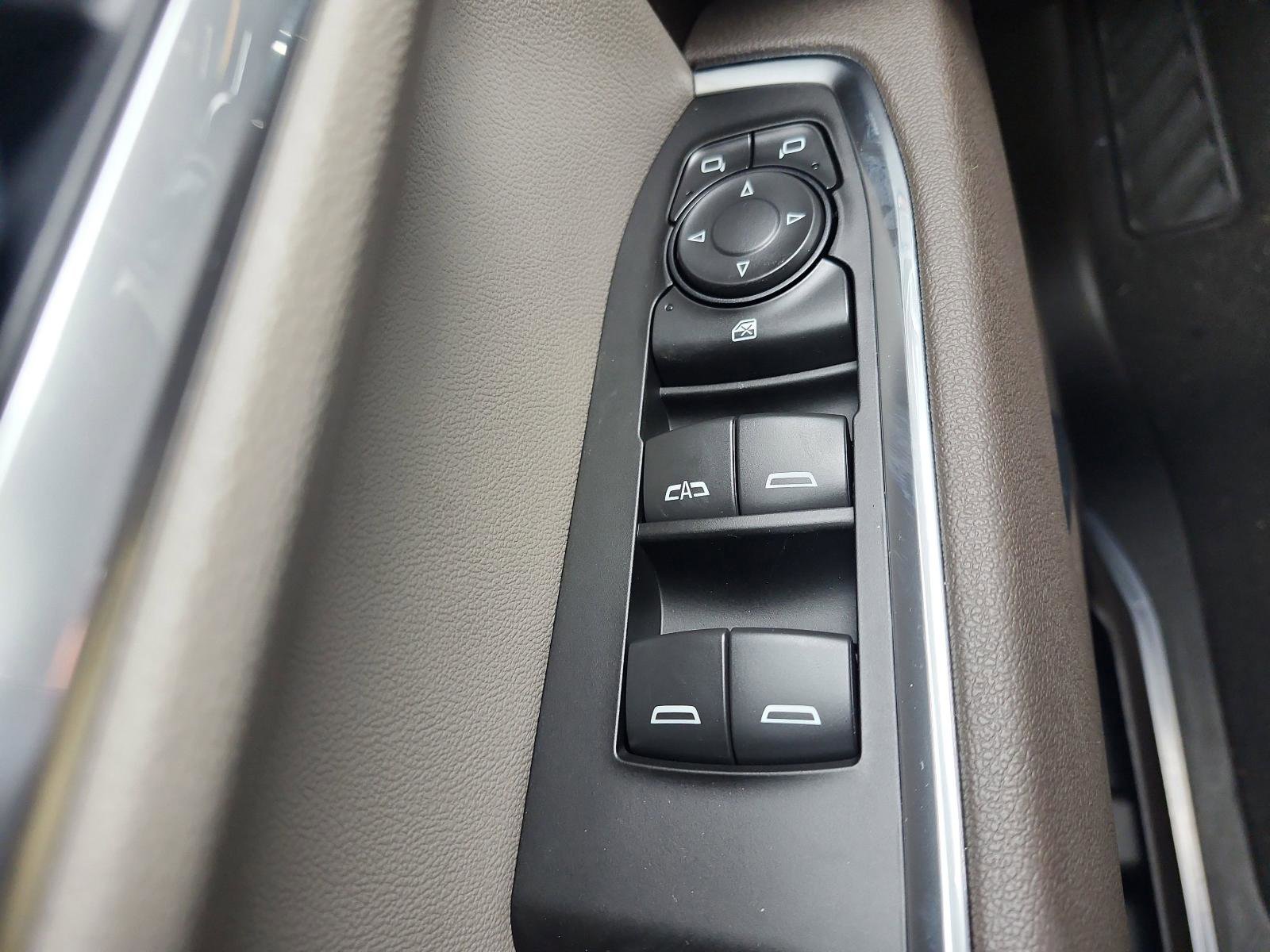 New 2026 GMC Sierra 1500 SLE image 17