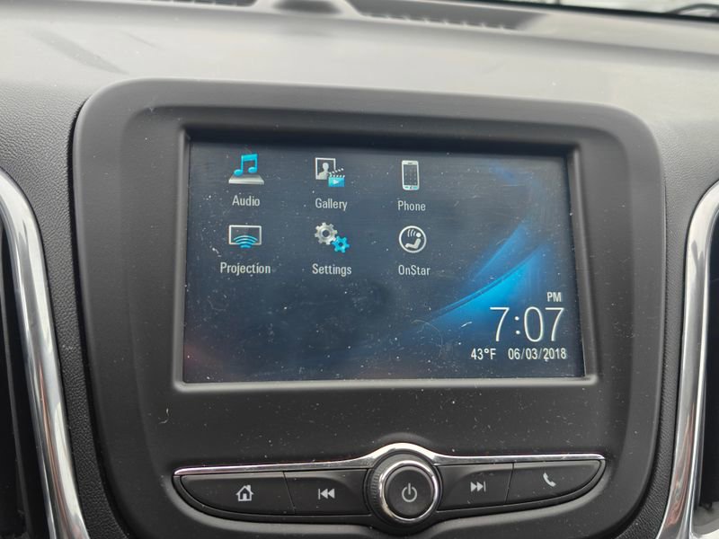 Used 2018 Chevrolet Equinox LT image 21