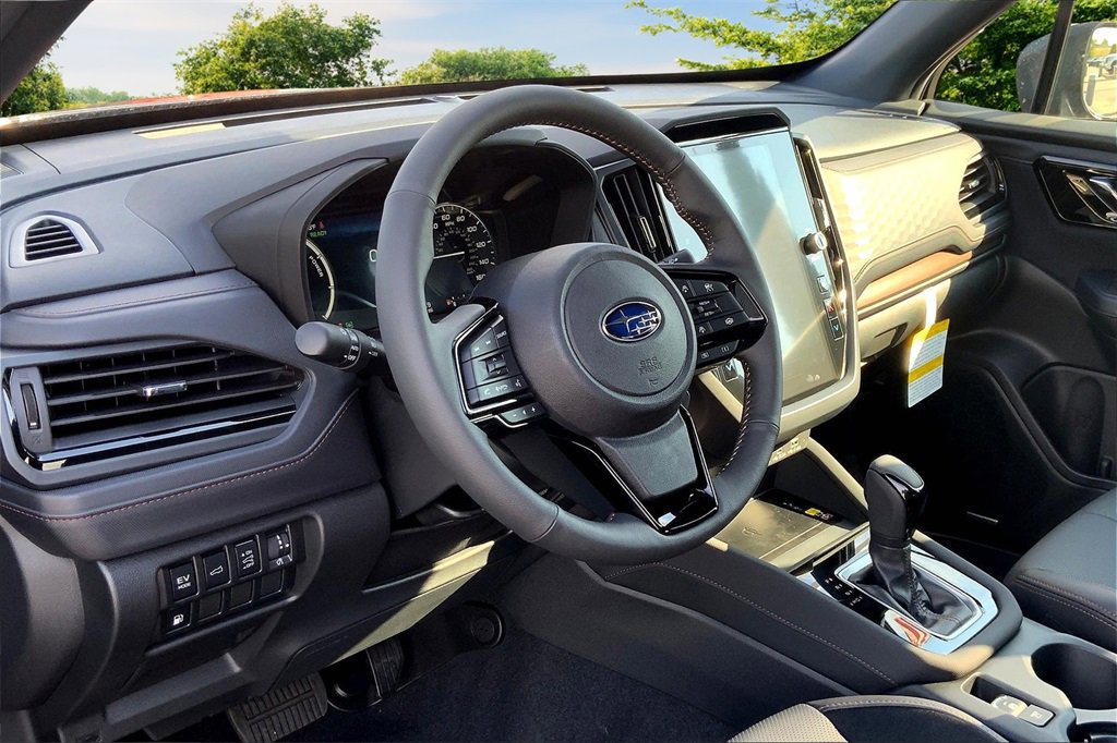 New 2025 Subaru Forester Touring image 7