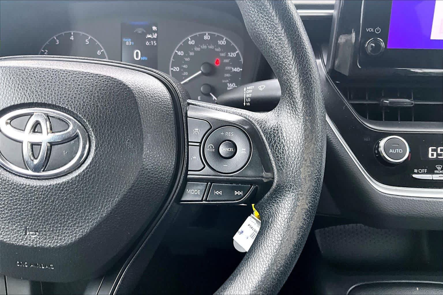 Used 2023 Toyota Corolla LE FWD image 24