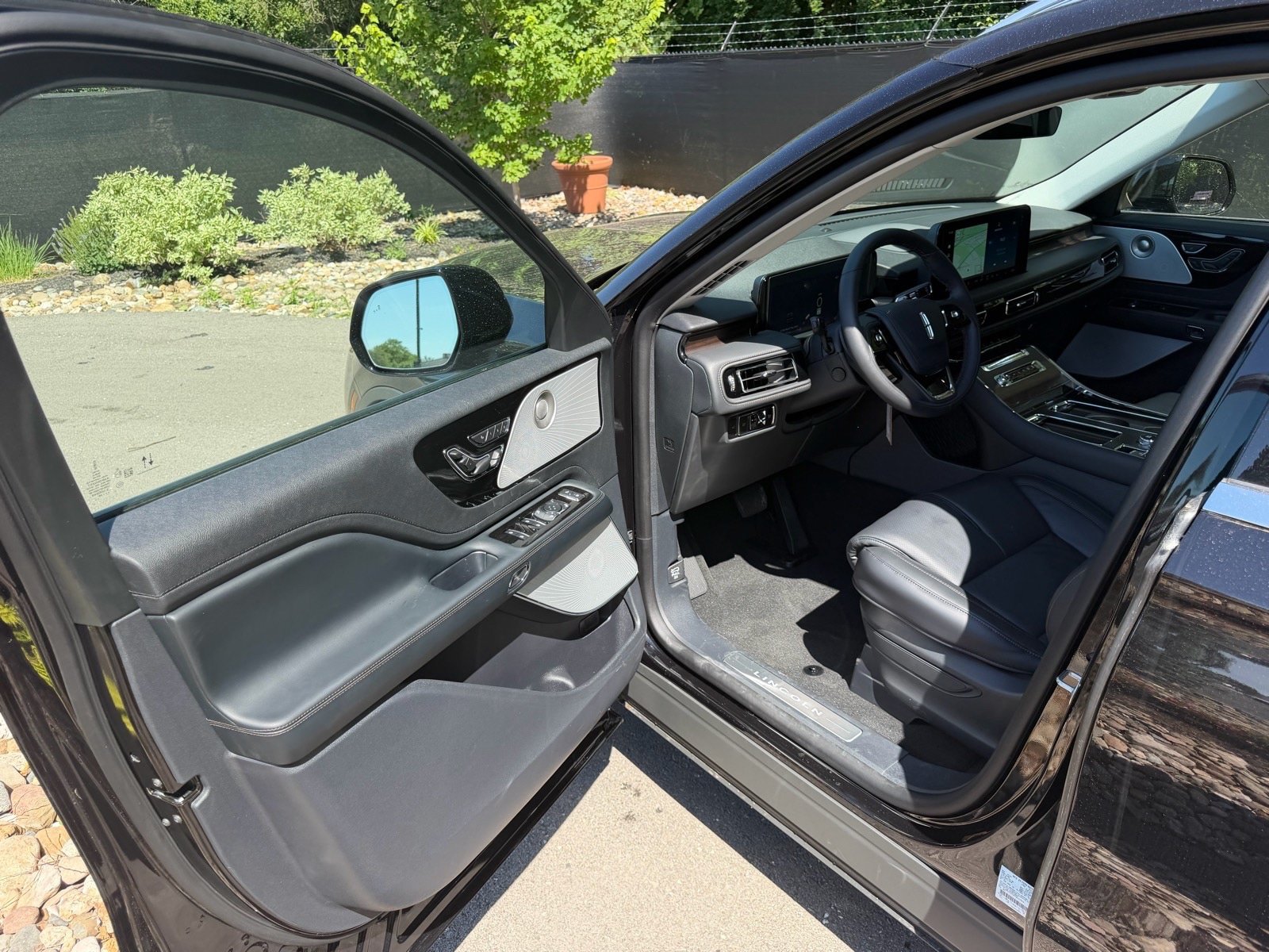 New 2026 Lincoln Aviator Reserve AWD/4WD image 24