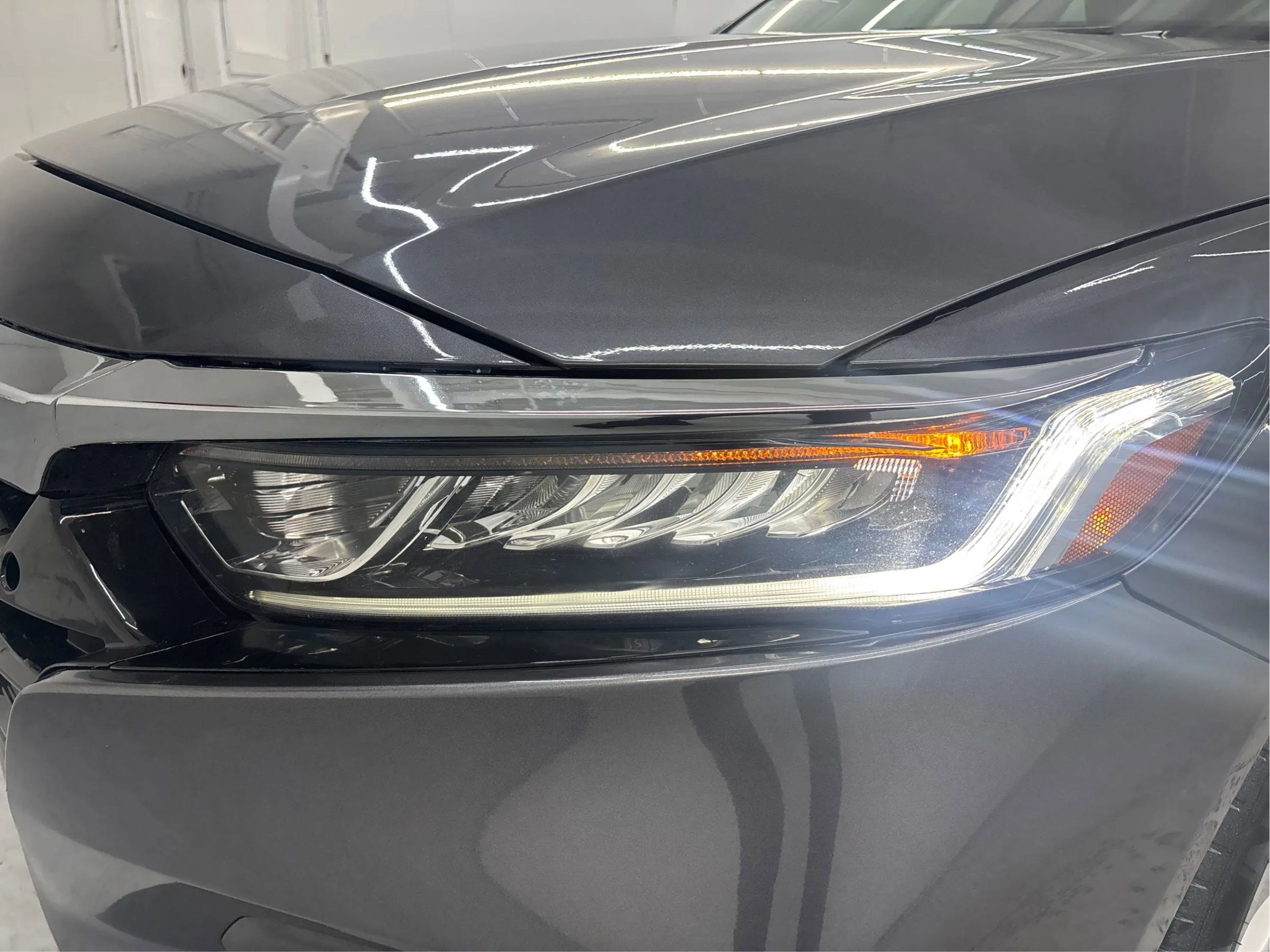Used 2018 Honda Accord LX image 32