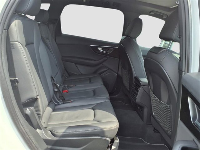 Used 2025 Audi Q7 3.0T Premium w/ Convenience Package image 9