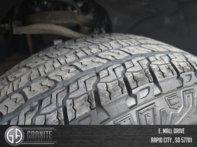 Used 2023 GMC Sierra 1500 SLT w/ SLT Convenience Package image 27