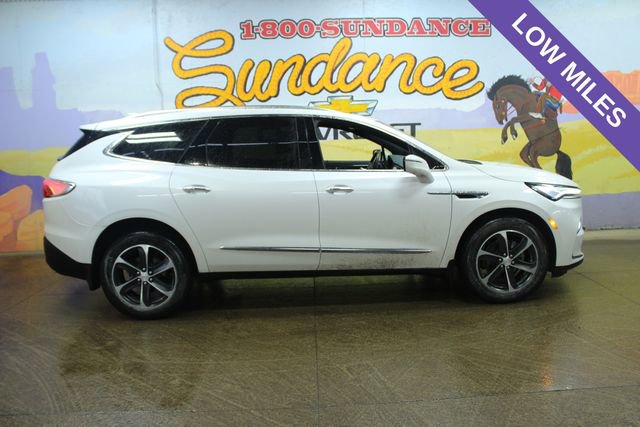Used 2022 Buick Enclave Essence w/ Experience Buick Package image 1