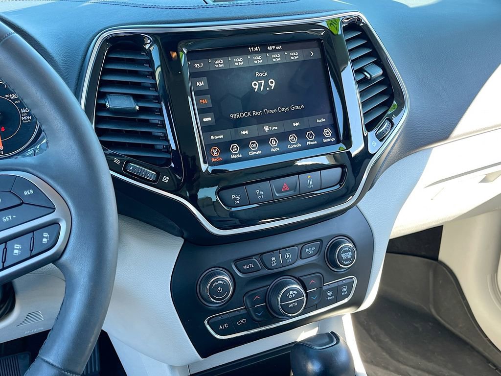 Certified 2022 Jeep Cherokee Limited image 14