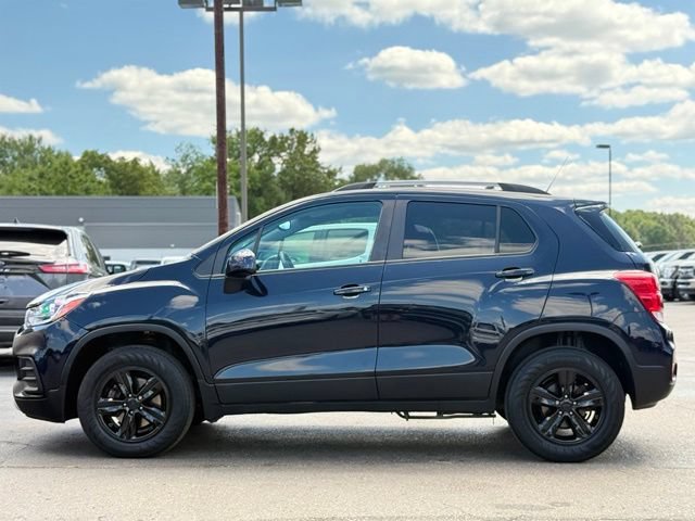 Used 2022 Chevrolet Trax LT AWD/4WD image 36