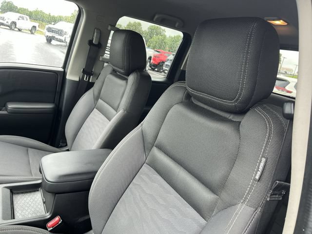 Certified 2022 Nissan Frontier SV RWD image 11