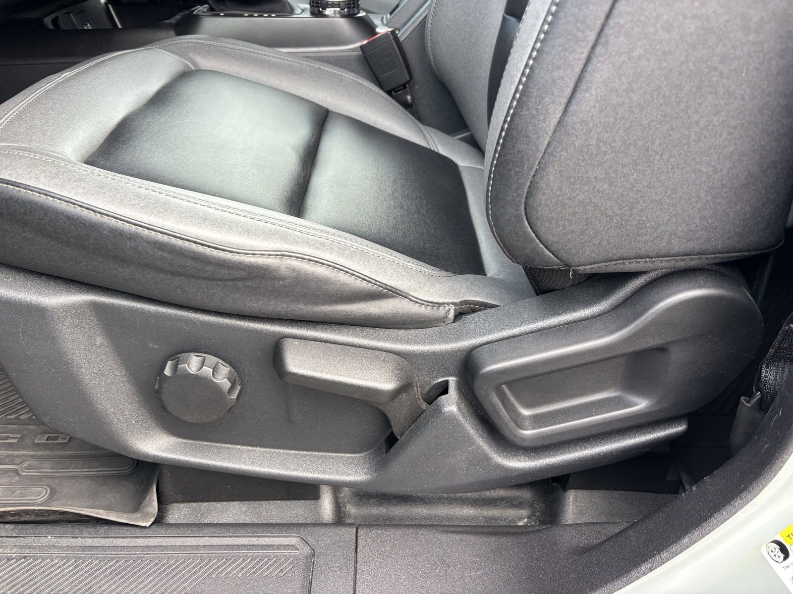 Used 2023 Ford Bronco Black Diamond image 19