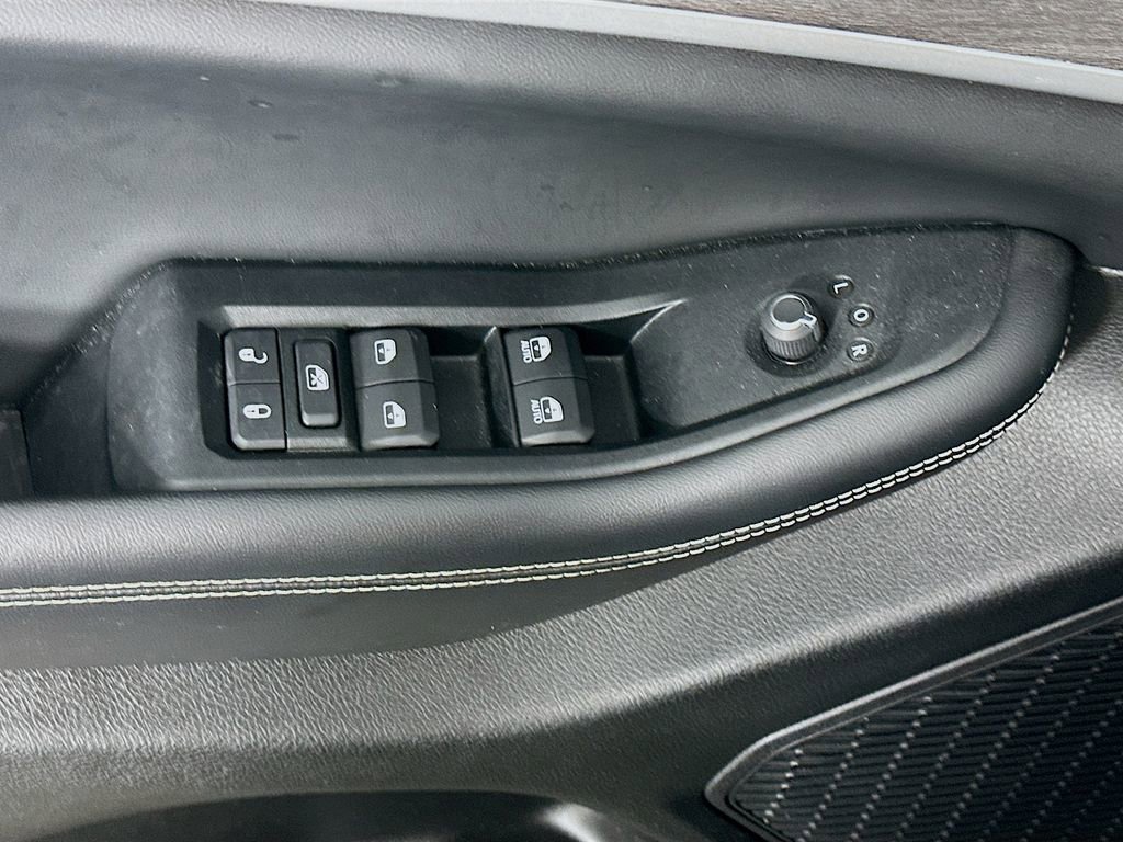 Certified 2023 Jeep Grand Cherokee Limited image 28