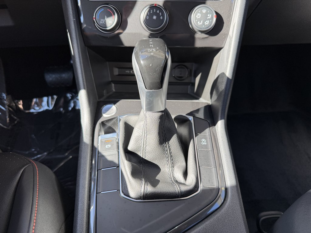 Used 2024 Volkswagen Tiguan Wolfsburg Edition FWD image 24