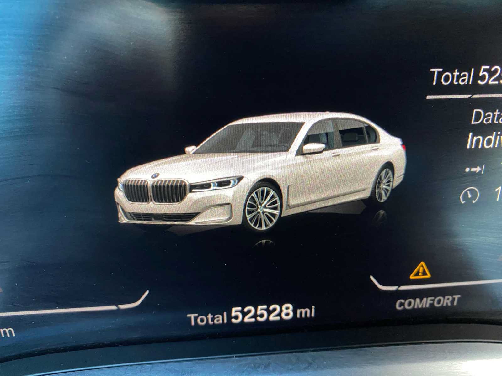 Used 2021 BMW 750i xDrive w/ Luxury Rear Seating Package AWD/4WD image 8