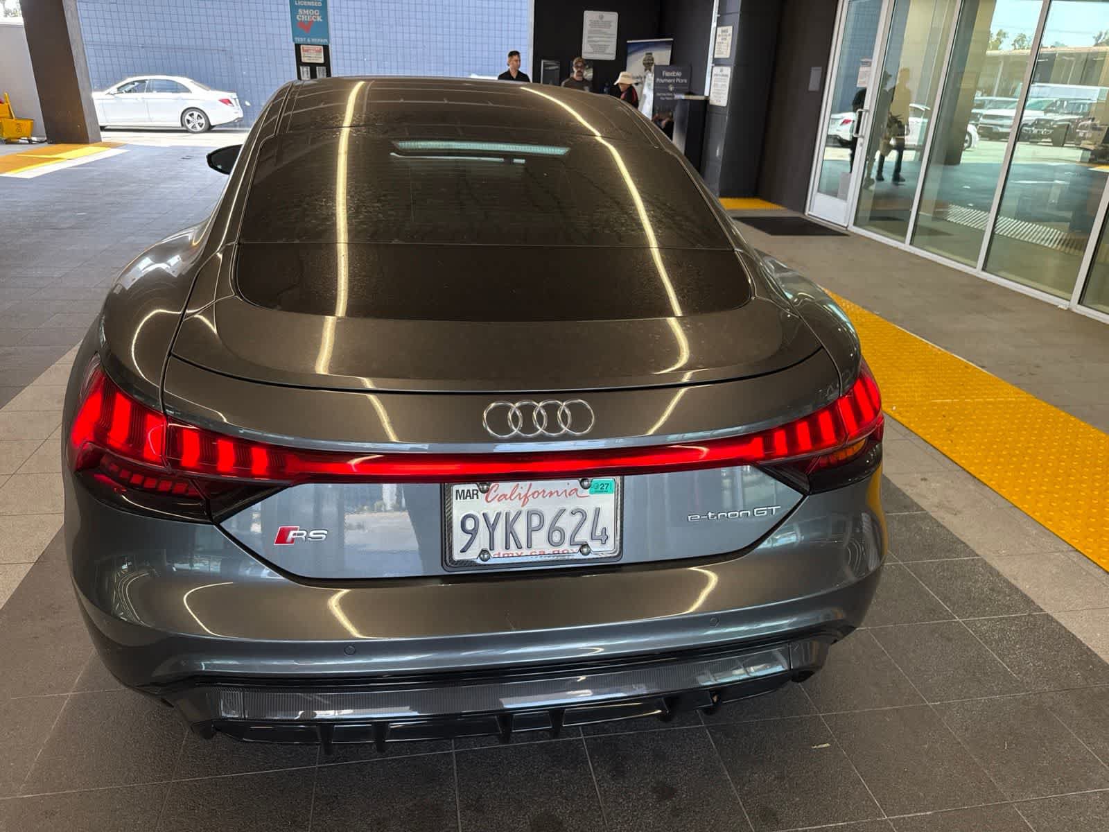 Used 2022 Audi RS e-tron GT AWD/4WD image 16