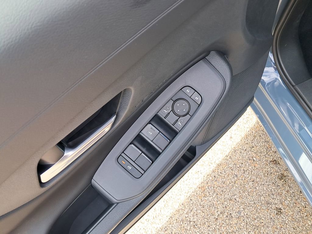 New 2026 Nissan Sentra SV w/ SV Convenience Package FWD image 12