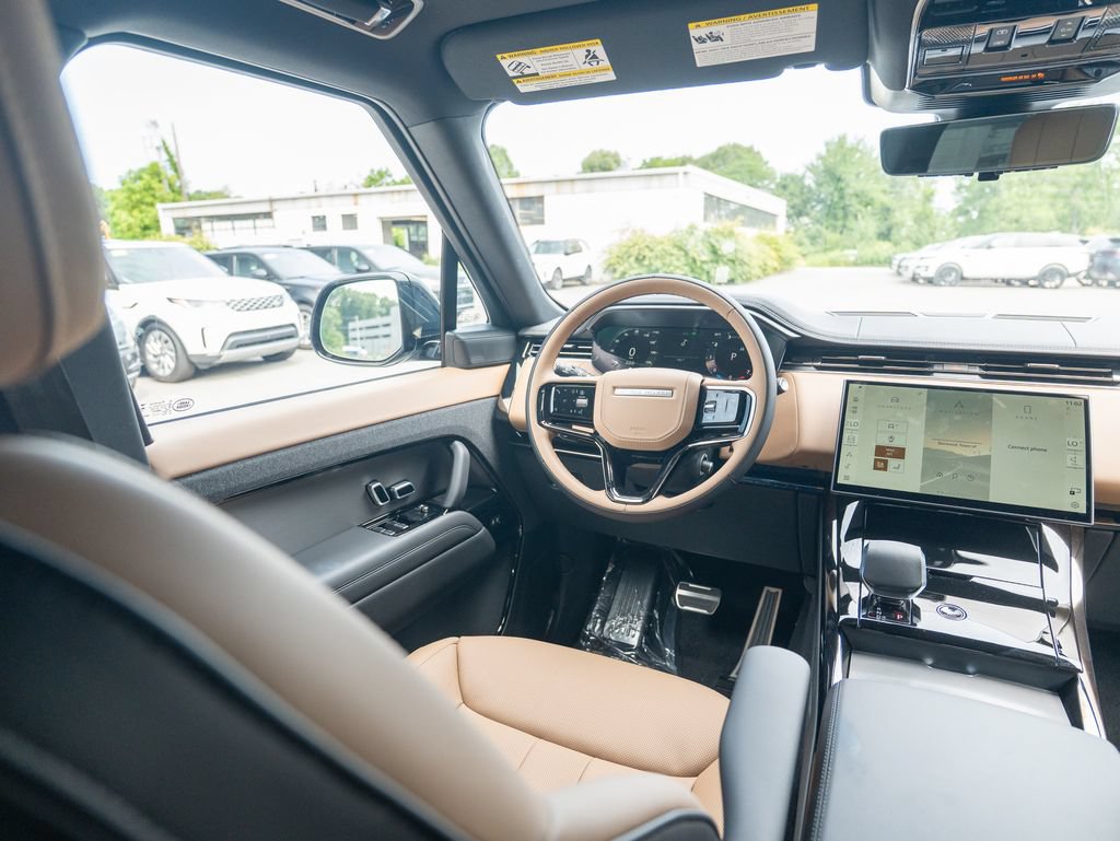New 2026 Land Rover Range Rover Sport Dynamic SE AWD/4WD image 18
