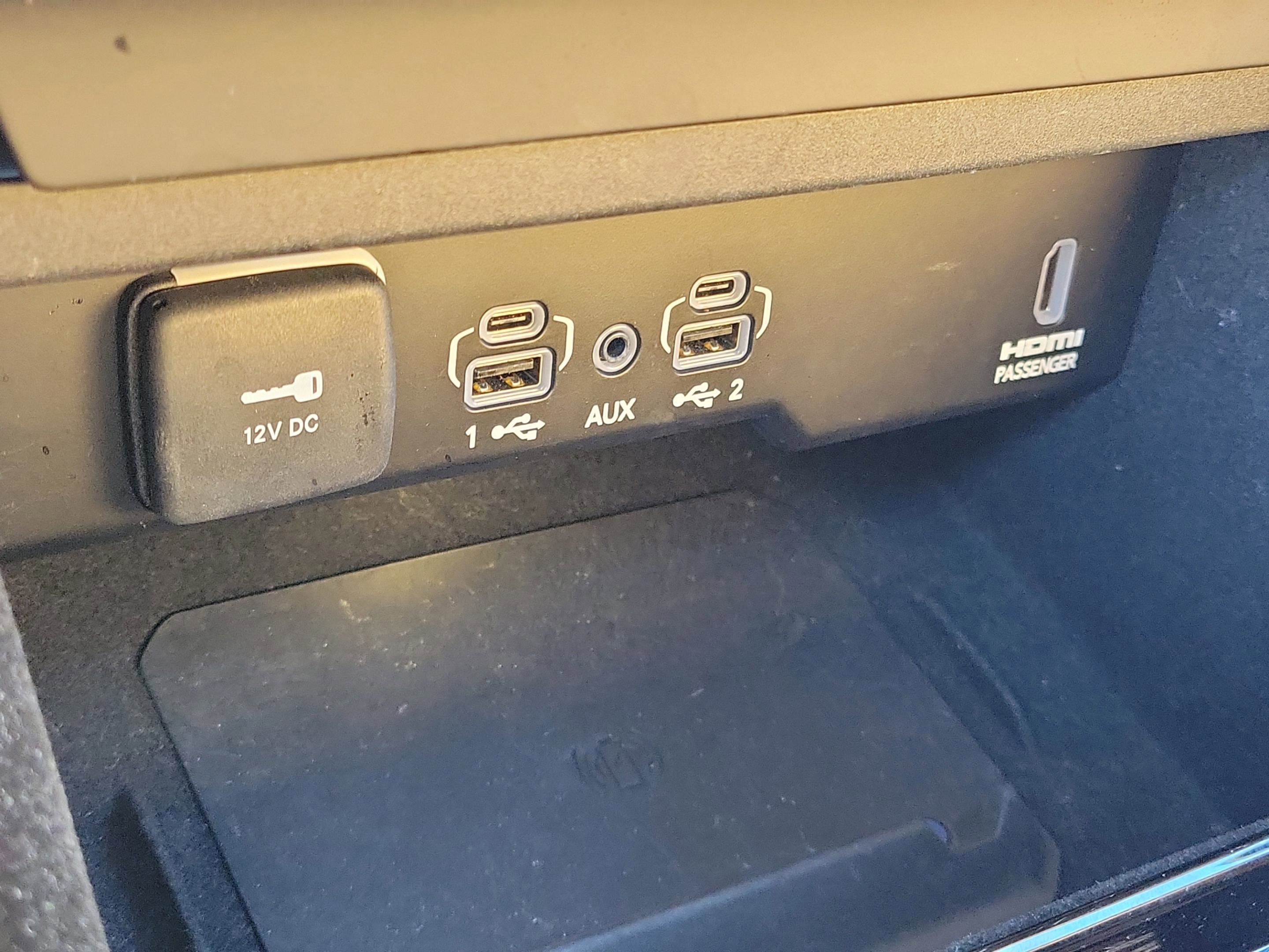 Used 2022 Jeep Grand Wagoneer Series III image 27