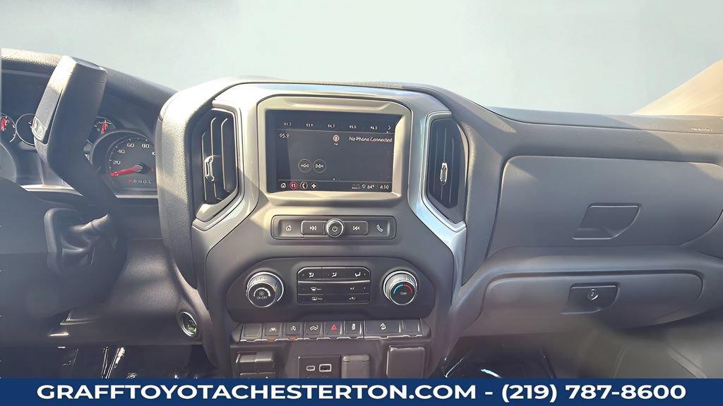 Used 2025 Chevrolet Silverado 1500 Custom Trail Boss w/ Dark Appearance Package AWD/4WD image 18