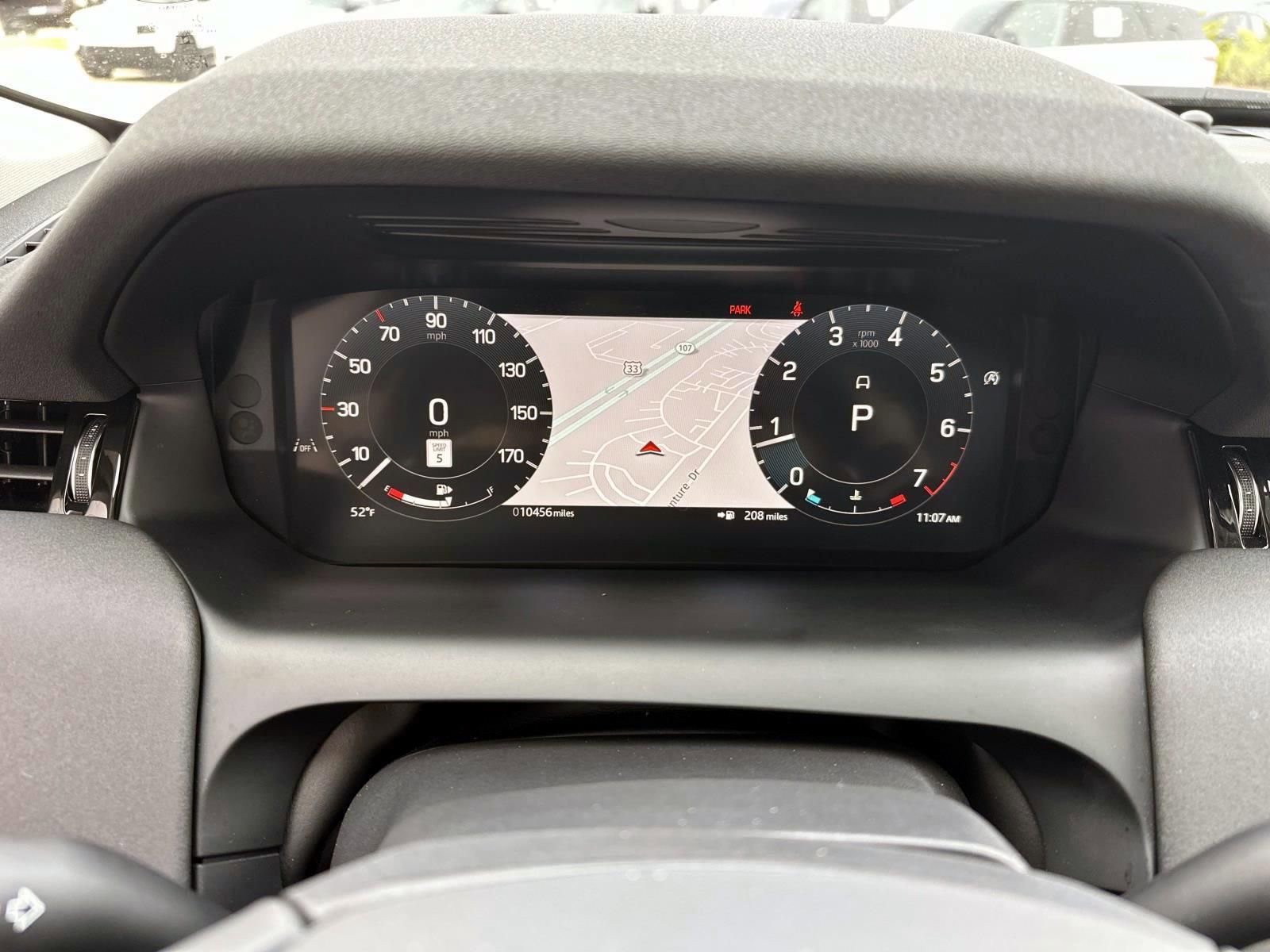 Used 2025 Land Rover Discovery Sport S AWD/4WD image 13