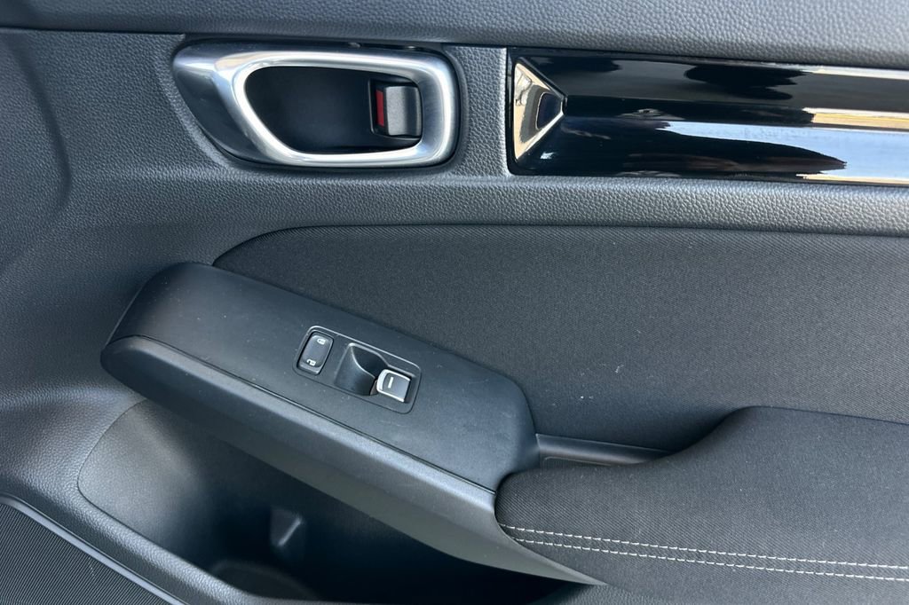 Certified 2023 Honda Civic EX image 18