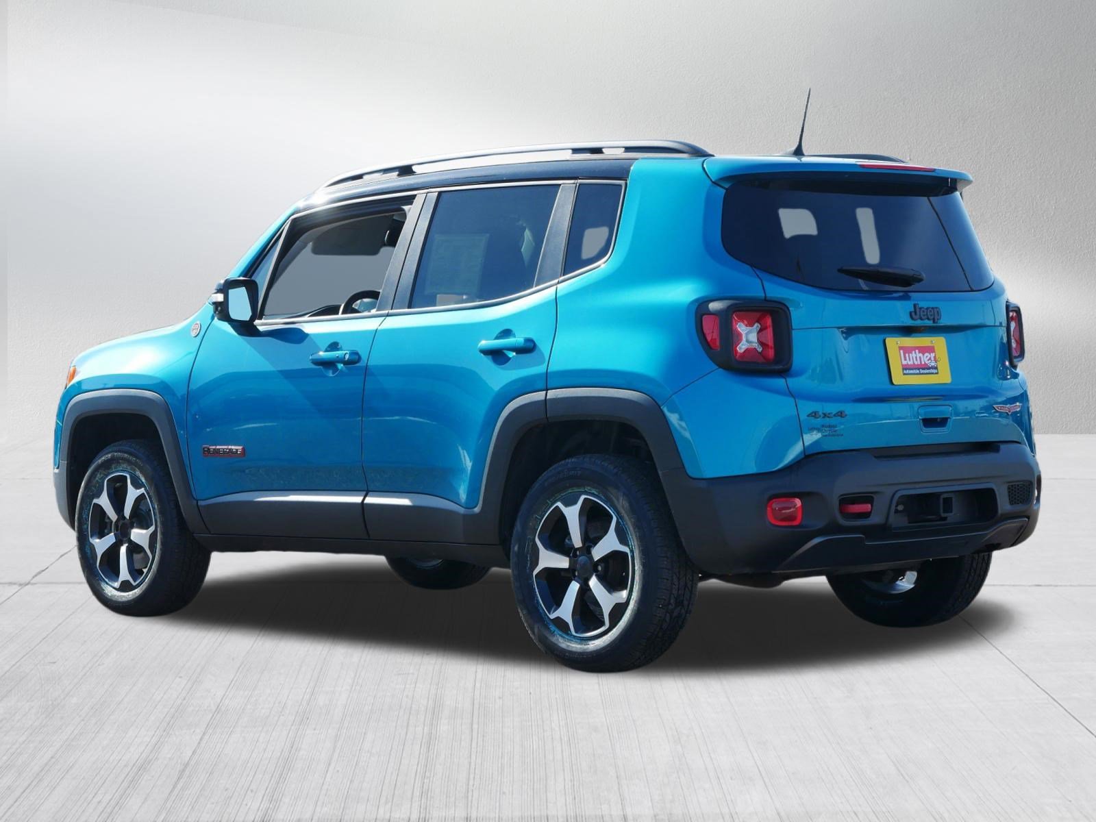 Used 2022 Jeep Renegade Trailhawk w/ Trailer Tow Group image 5