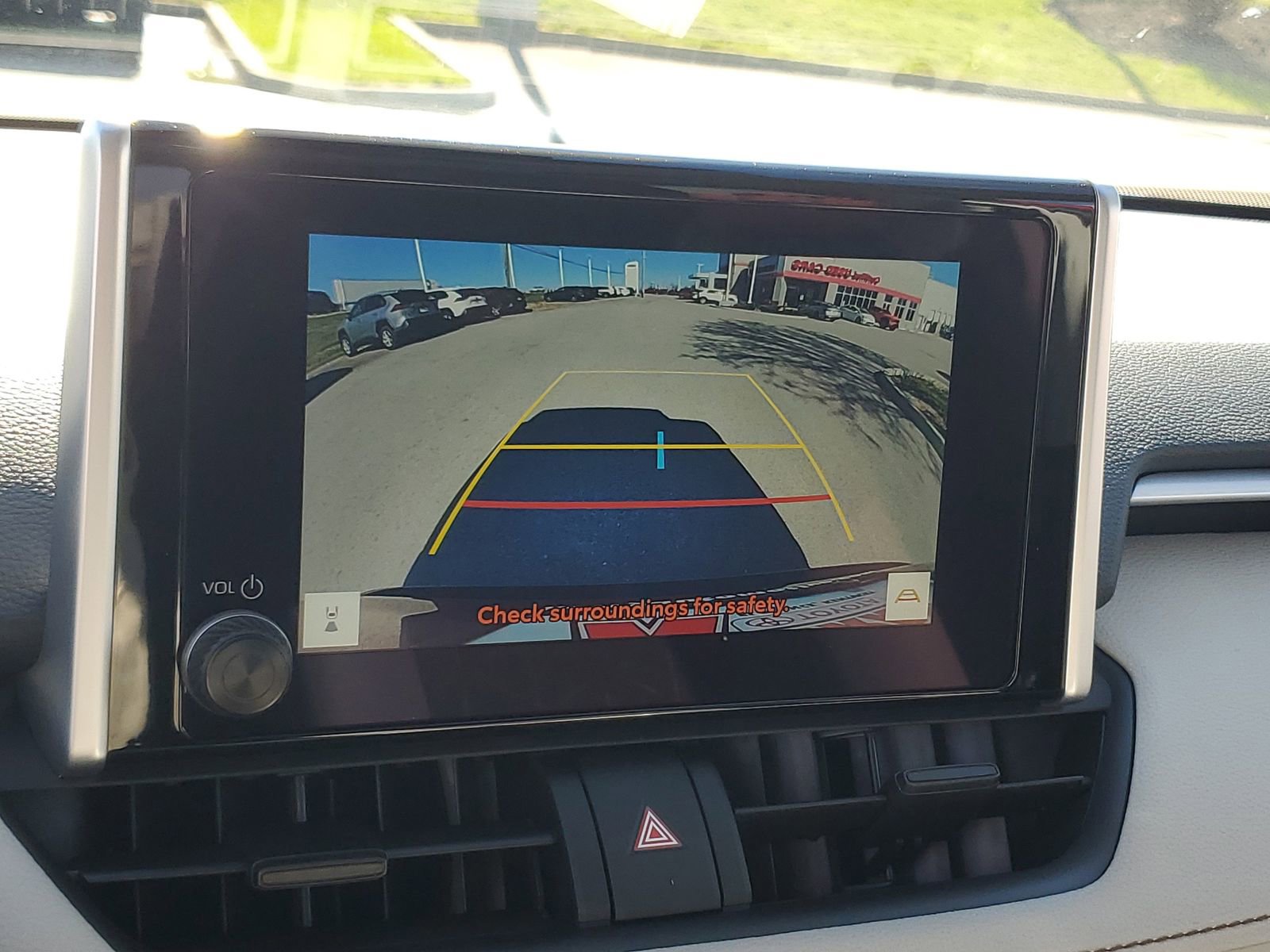 Certified 2025 Toyota RAV4 XLE w/ Convenience Package image 28