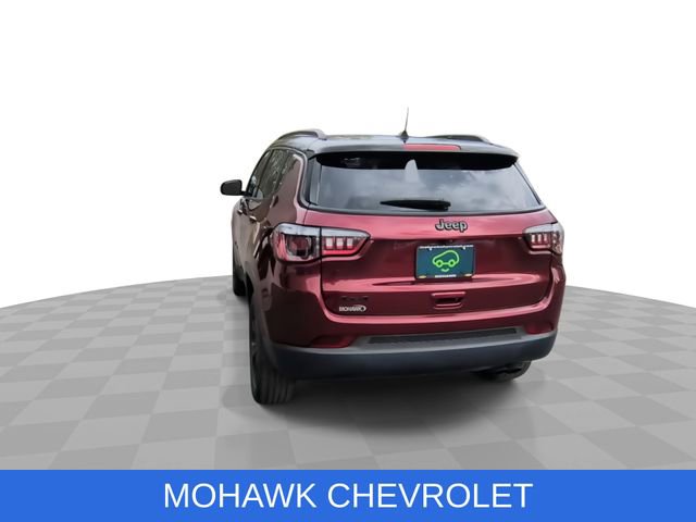 Used 2021 Jeep Compass Latitude w/ Sun and Sound Group AWD/4WD image 8