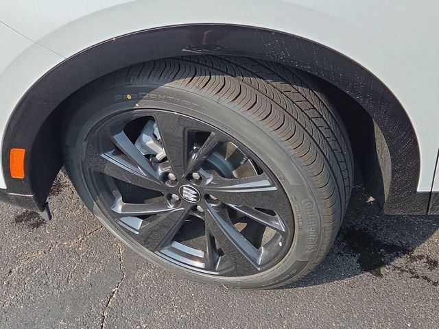 New 2025 Buick Envision Sport Touring image 34