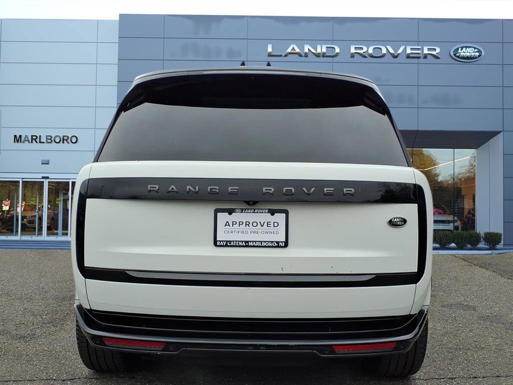 Certified 2023 Land Rover Range Rover SE image 7