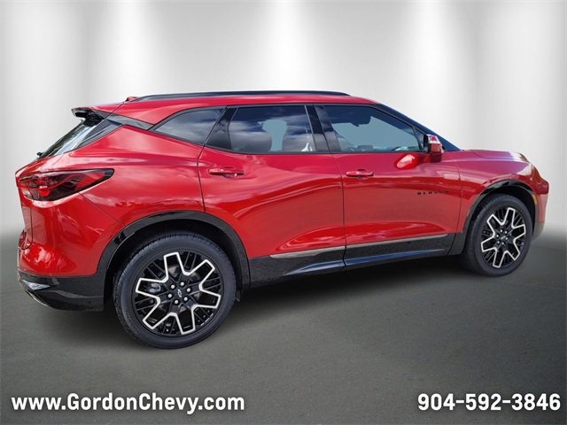 Used 2025 Chevrolet Blazer RS w/ Enhanced Convenience Package image 5