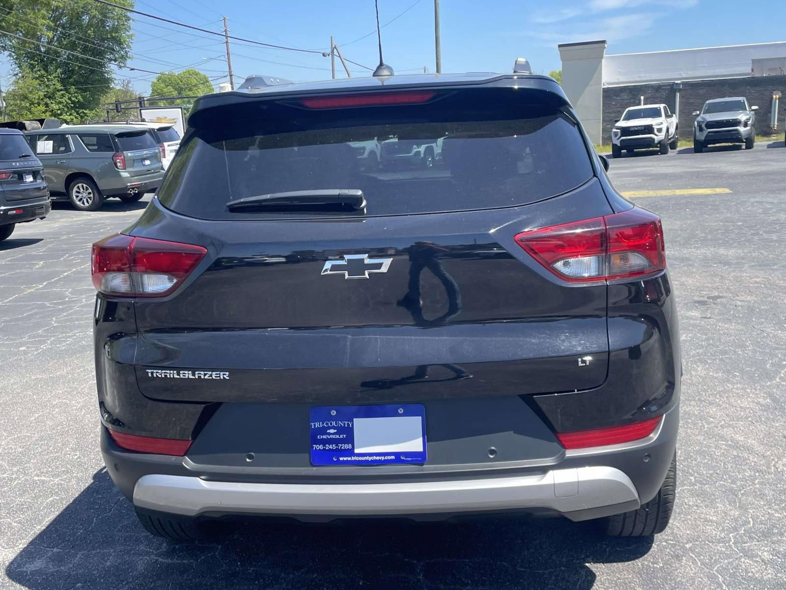 Used 2025 Chevrolet TrailBlazer LT w/ Convenience Package image 4