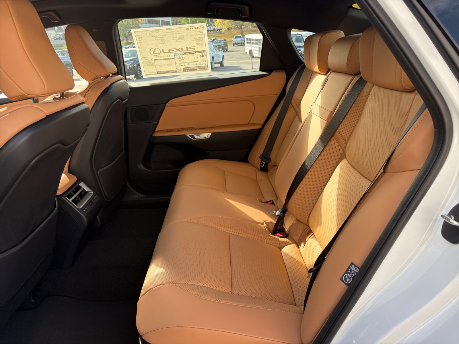 New 2026 Lexus ES 350h AWD image 17