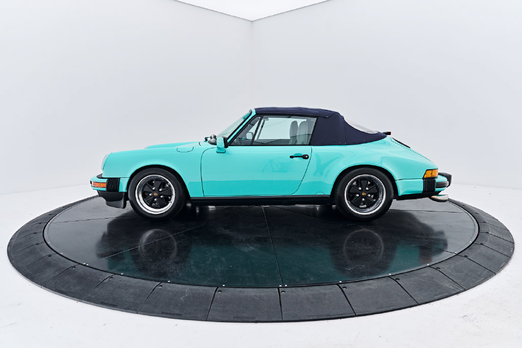 Used 1988 Porsche 911 Carrera RWD image 8