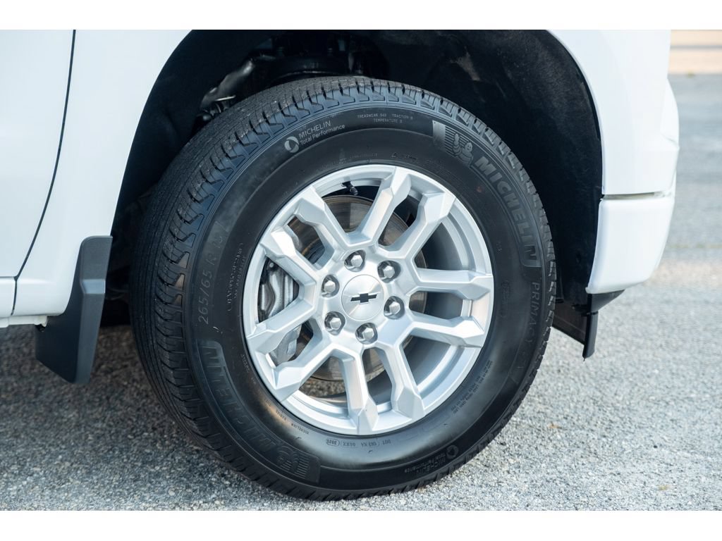 Used 2026 Chevrolet Silverado 1500 RST AWD/4WD image 10