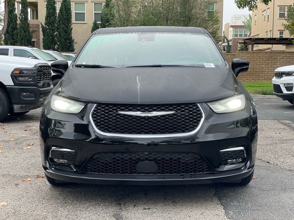 New 2026 Chrysler Pacifica Select FWD image 8