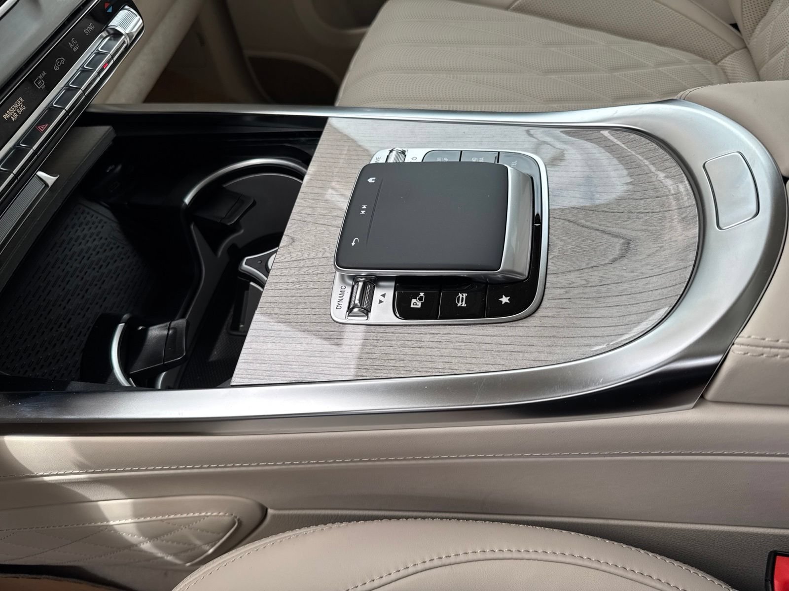 New 2026 Mercedes-Benz G 63 AMG 4MATIC image 24