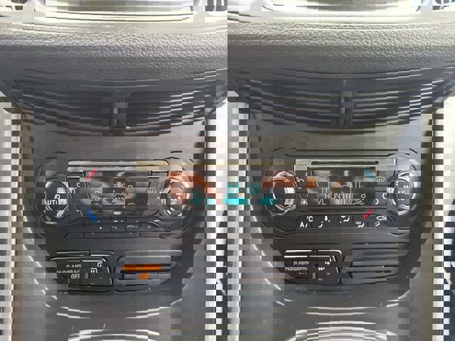 Used 2016 Ford Escape SE w/ Equipment Group 201A AWD/4WD image 13