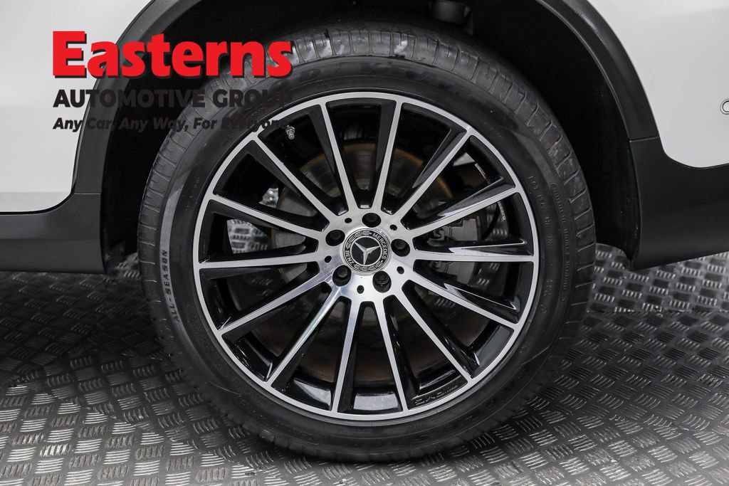 Used 2023 Mercedes-Benz GLC 300 4MATIC Coupe image 8