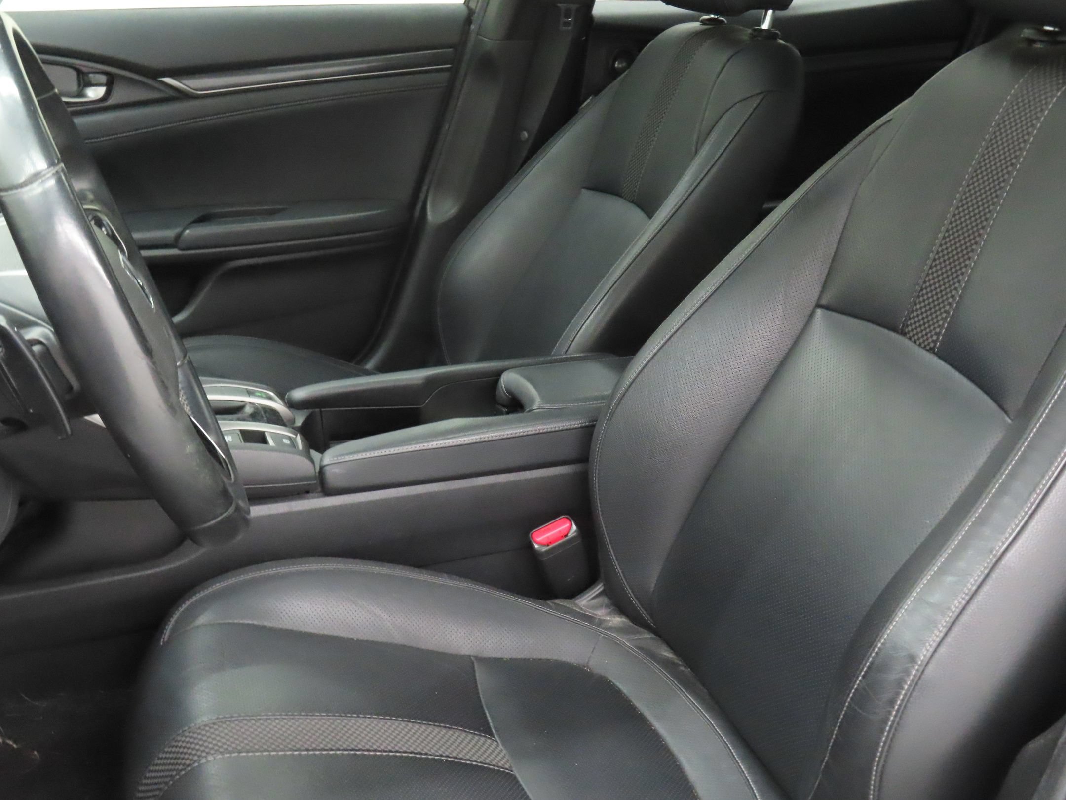 Used 2020 Honda Civic Sport Touring image 11