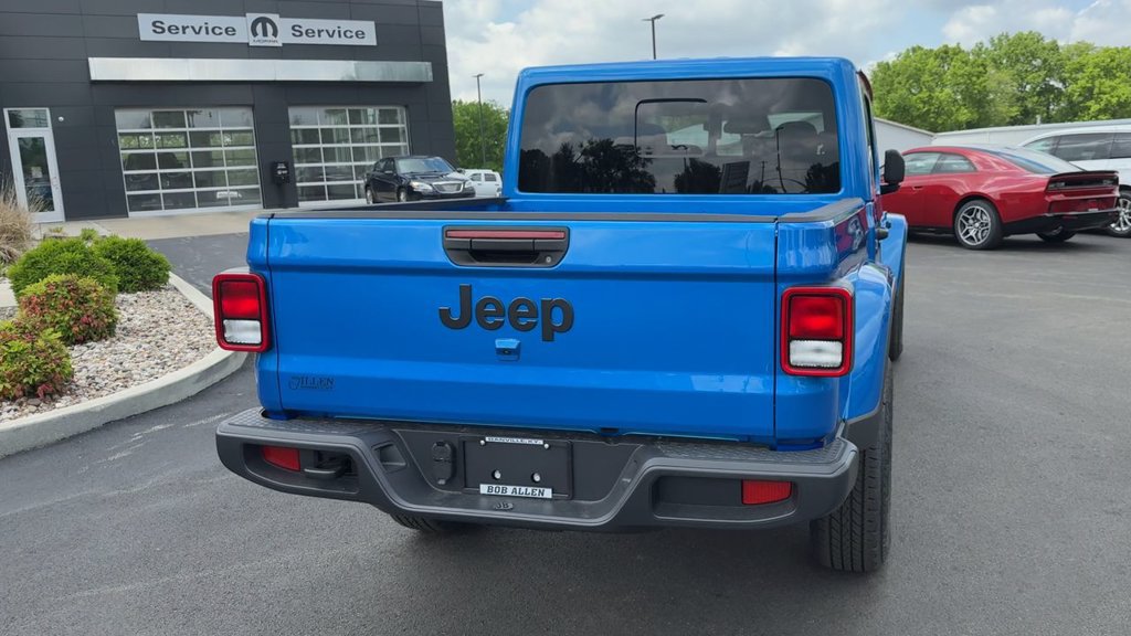 New 2026 Jeep Gladiator Sport AWD/4WD image 6