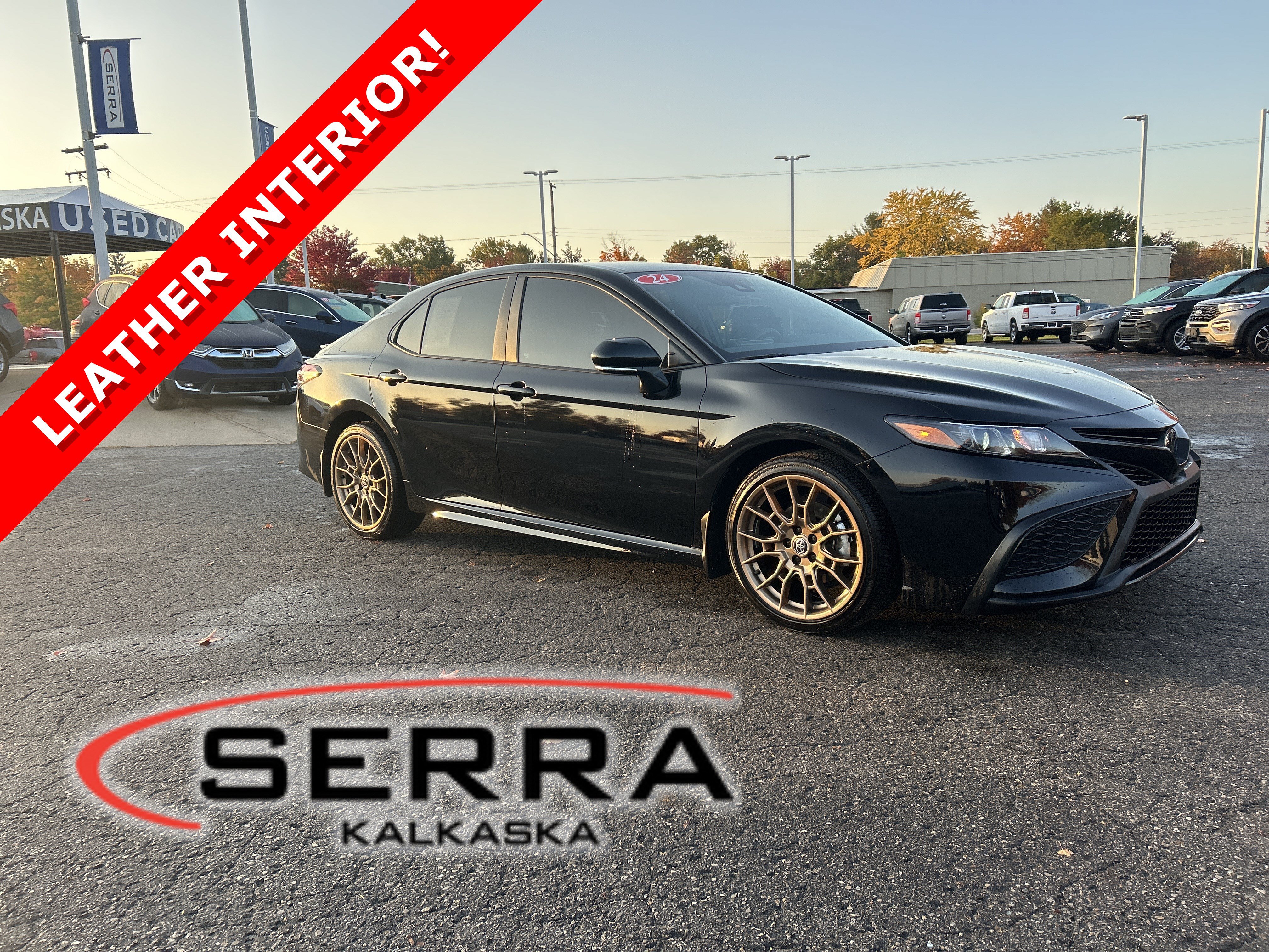 Used 2024 Toyota Camry SE w/ Convenience Package