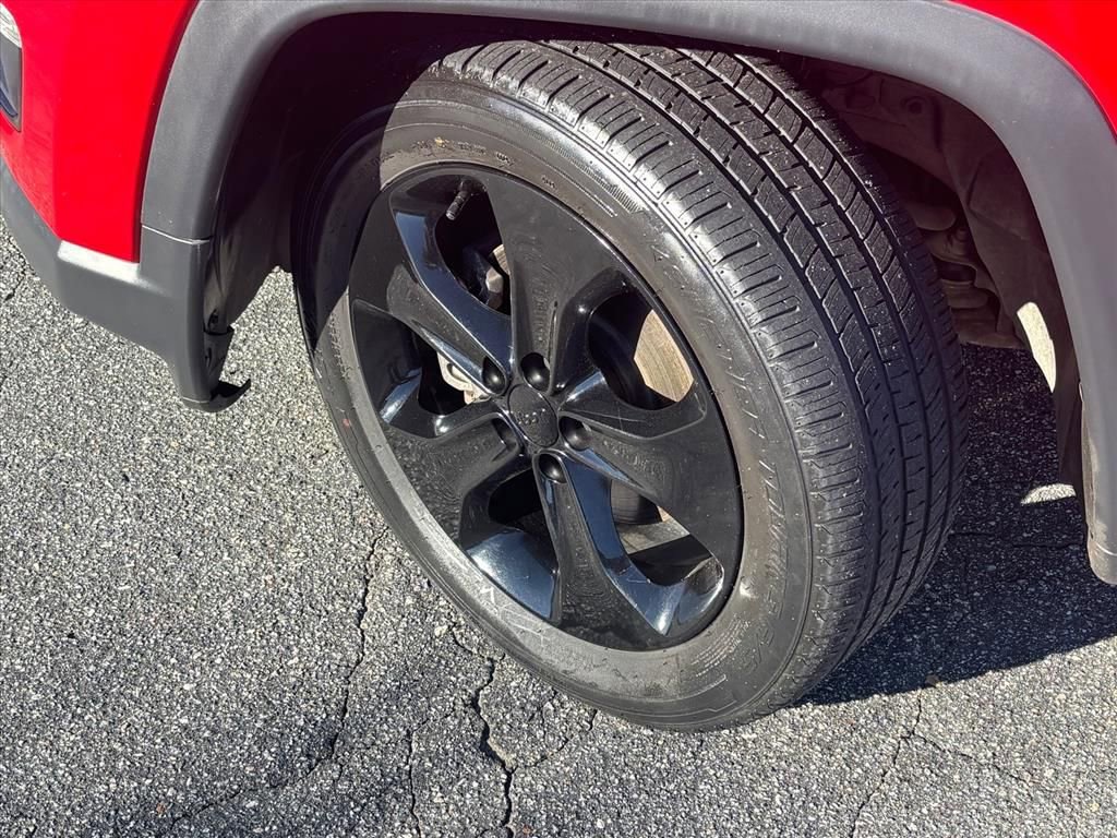 Used 2020 Jeep Compass Altitude image 24