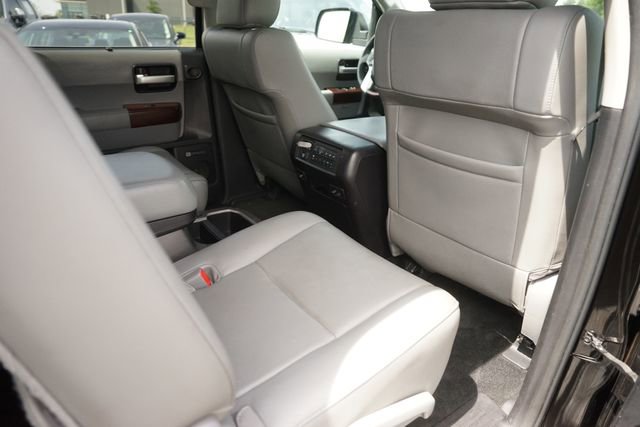 Used 2015 Toyota Sequoia Platinum AWD/4WD image 15