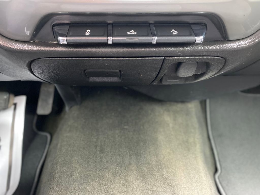 Used 2018 Chevrolet Silverado 1500 LT w/ All Star Edition image 24