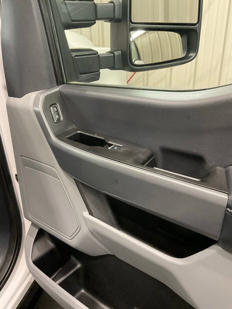 Used 2023 Ford F350 XLT image 18