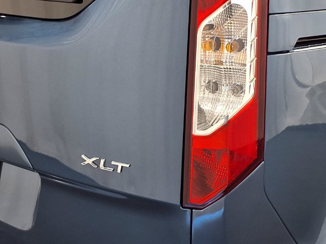 Used 2023 Ford Transit Connect XLT w/ XLT Premium Package FWD image 27