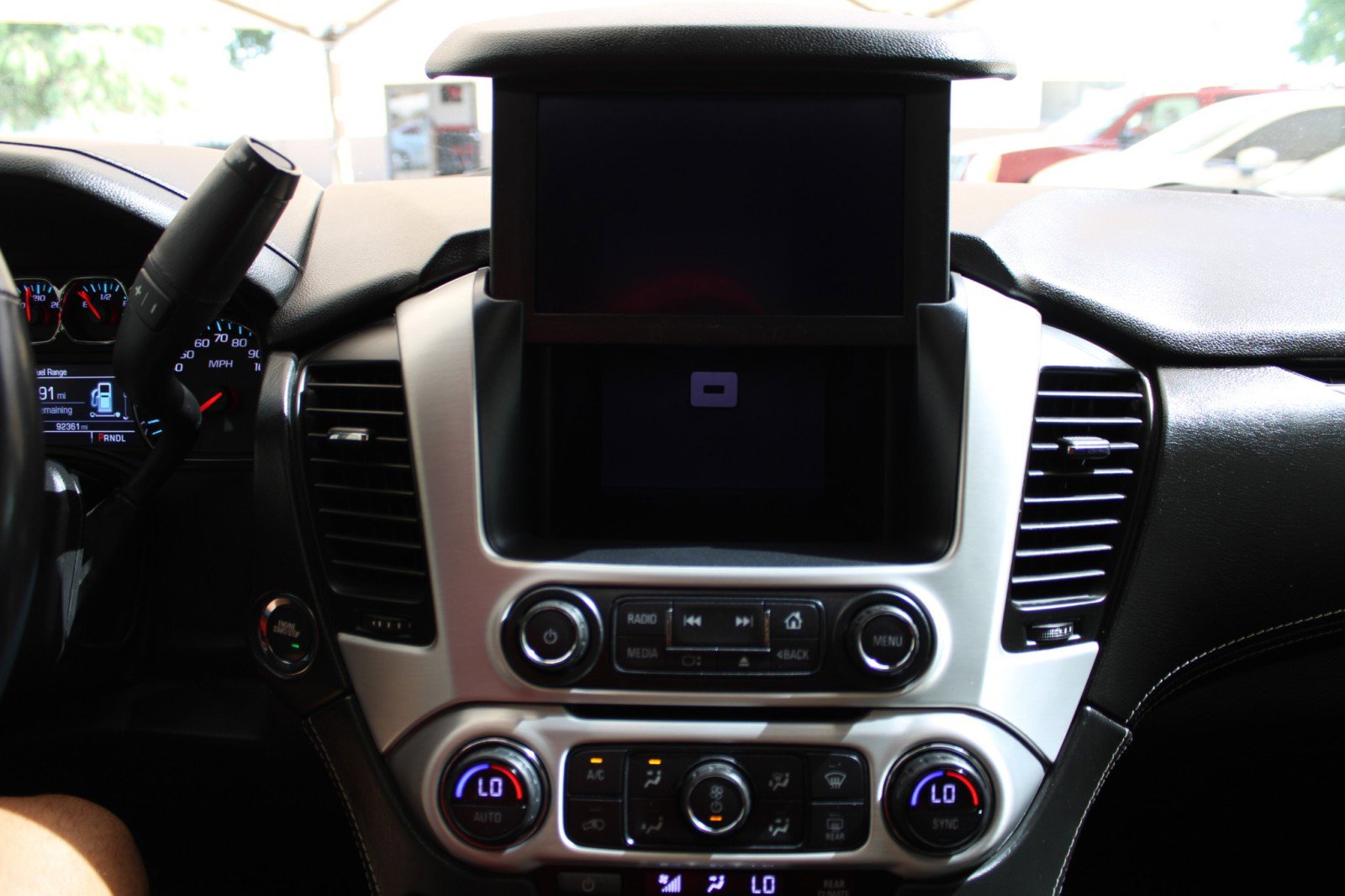 Used 2018 GMC Yukon SLT w/ Premium Edition image 27